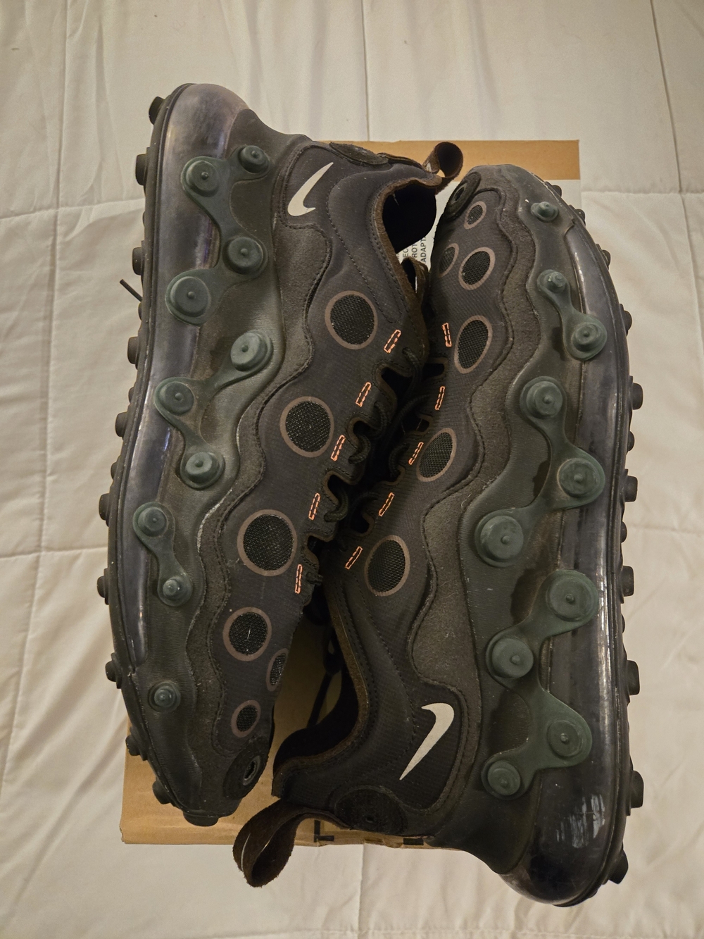 (Used) Nike Men’s Black React Element 55 Athletic Sneakers Size 11
